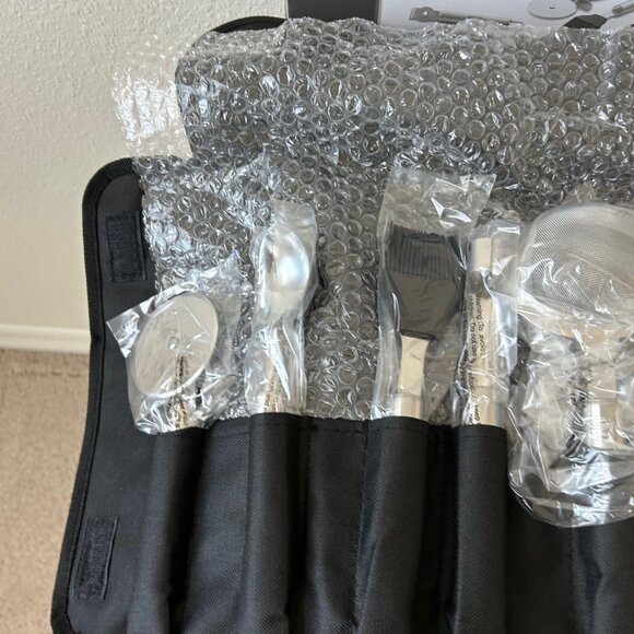 Wolfgang Puck 11 piece Garnishing Set with Storage Pouch NIB - Picture 5 of 6